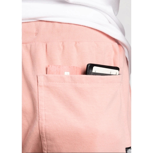 NWT 686 Everywhere Double Knit Performance Shorts, Size XLarge, Color Rosette - Picture 5 of 15